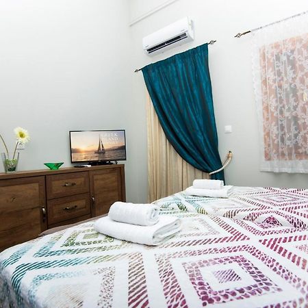 Lithos Apartments Kalymnos Town Екстер'єр фото